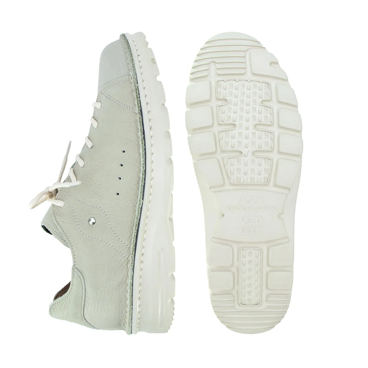 Chino Ivory Ultra Light and Wide Fit Sneakers